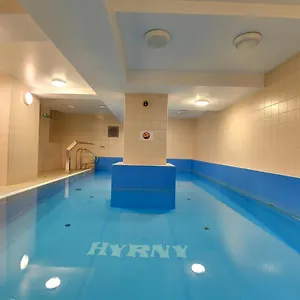 Hyrny Couette-café
